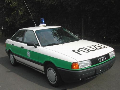 Audi 80 Polizei
